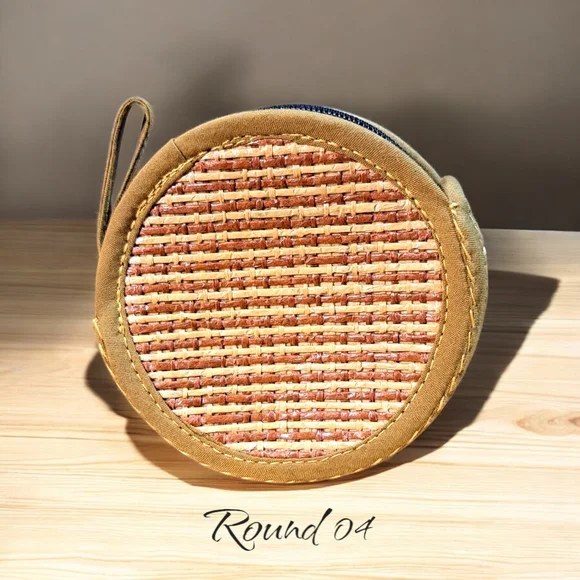 Handwoven Rattan Coin Purse - Picture 1 of 2